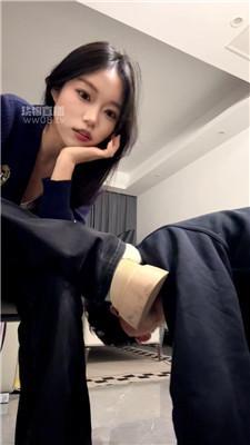 【醒醒】强迫清理脏鞋-脚喂酸奶 JS251129-23