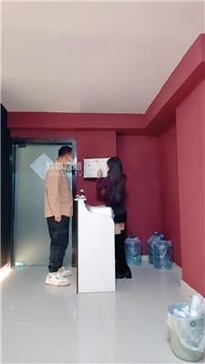 【伊晨】踩背馆玩高中同学【完整版】 bf59480