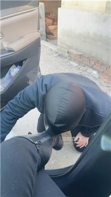 【77夫妻】户外犬舍遛狗 JS251206-2