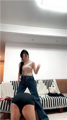 【小琼】重刑-藤条超重度狠抽【双视角版】 JS251208-27