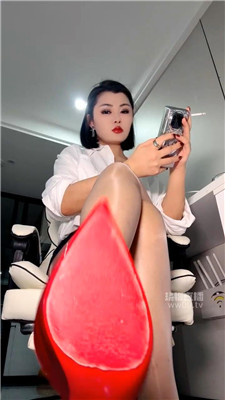 【小姨】乳母口水浓痰盯S    251208-27