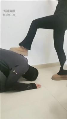 【文文文】双S学生妹踩地毯 JS251221-64