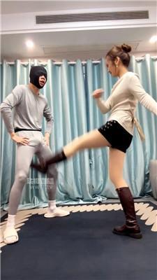 【JonyZ】白袜气味辱-踢裆踩踏 bf59998