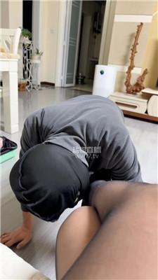 【奈奈女帝】素人训脚奴场【完整版】 JS251229-53