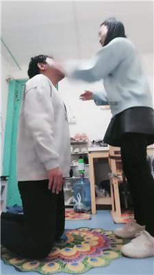 【白兰地】连环抽耳光-运动鞋跳踩 JS260116-2