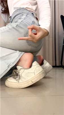 【兔牙】绿帽牛仔臀炸 260120-30